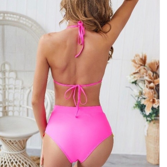 NEW Fabulous Pink Tassel Crochet Bikini - Picture 3 of 3
